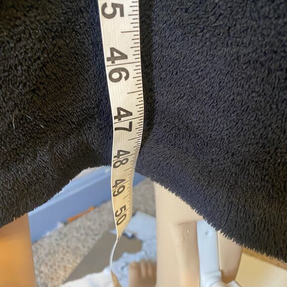 Women Sleep Robe Large Soft Fleece Nightgown Black Animal Print Zip Front Cozy - Picture 3 of 9